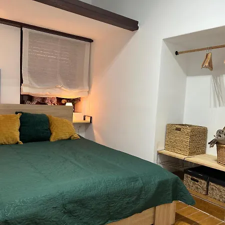 Private Apartment In The Old Town 